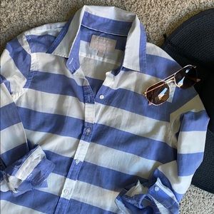 Banana Republic / Soft Wash Button Down